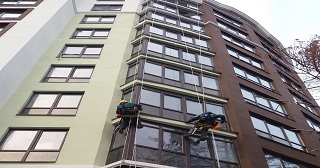Установка крыши на балкон Сарапул цена от 1022 руб. м/2.